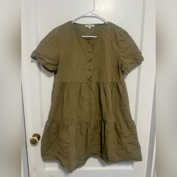 Madewell Button-Front Short-Sleeve Tiered Mini
Dress $110 Size M - Picture 1 of 4